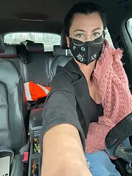 Snapshot of Loveblackzilla chatting on 1, 12, 2025 Loveblackzilla online show from 1, 12, 2025