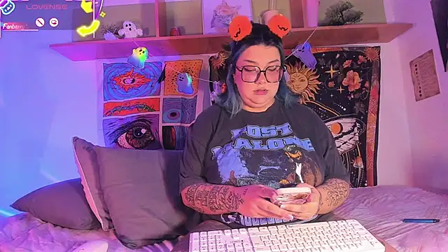 Banana squirt online show from 17, 10, 2025