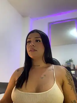 tinalove7 online show from 4, 12, 2025