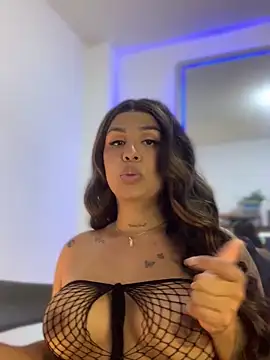 tinalove7 online show from 5, 1, 2026