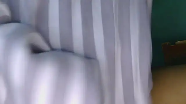 Snapshot of blondiebbc chatting on 2, 10, 2025 blondiebbc online show from 2, 10, 2025