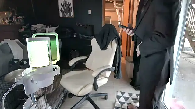 BadJewfucks online show from 6, 1, 2026