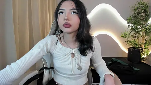 xamixa  online show from 18, 9, 2025