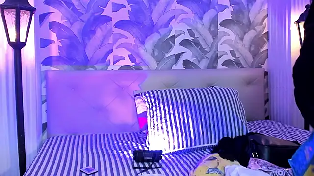 Snapshot of Sami_Evanns chatting on 21, 10, 2025 Sami Evanns online show from 21, 10, 2025