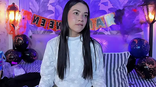 Snapshot of Sami_Evanns chatting on 30, 10, 2025 Sami Evanns online show from 30, 10, 2025