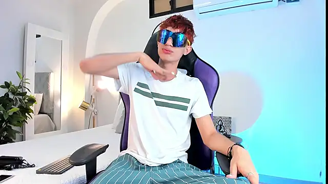 NovaaWheler online show from 24, 2, 2025