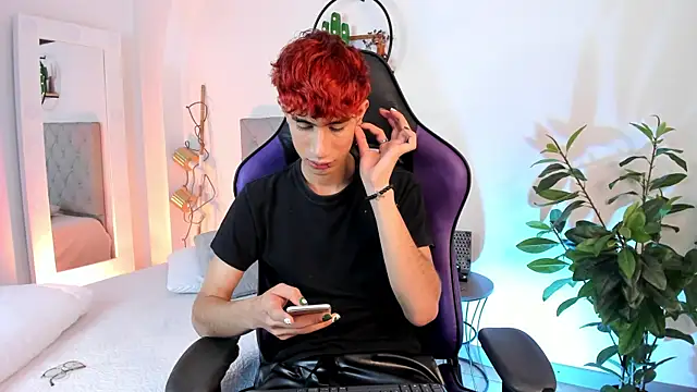 NovaaWheler online show from 2, 3, 2025