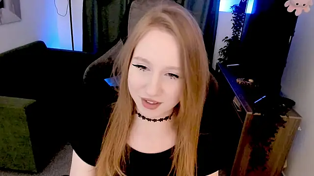 Snapshot of DariaTate chatting on 11, 4, 2026 DariaTate online show from 11, 4, 2026
