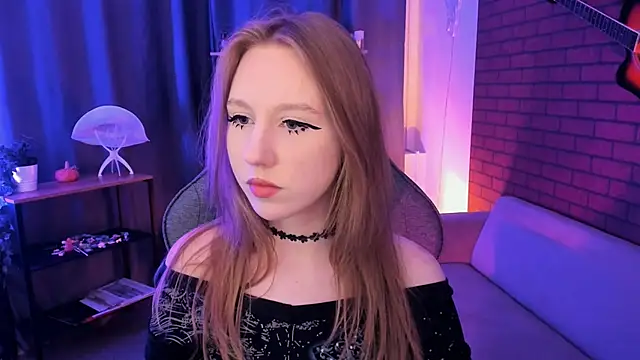 Snapshot of DariaTate chatting on 16, 4, 2026 DariaTate online show from 16, 4, 2026