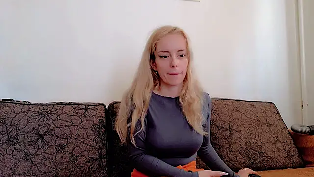 ChristiHanson online show from 10, 3, 2026