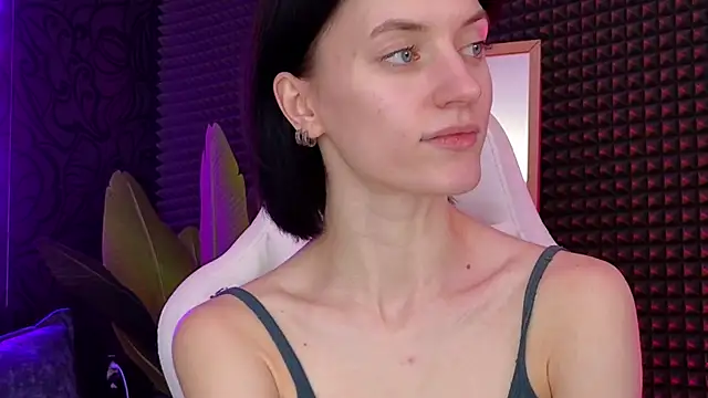 Snapshot of roxy_riot_ chatting on 9, 3, 2025 roxy riot online show from 9, 3, 2025