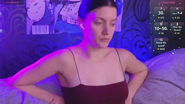 roxy riot  online show from 9, 4, 2026