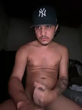 Snapshot of daniel6916 chatting on 1, 3, 2025 daniel6916 online show from 1, 3, 2025