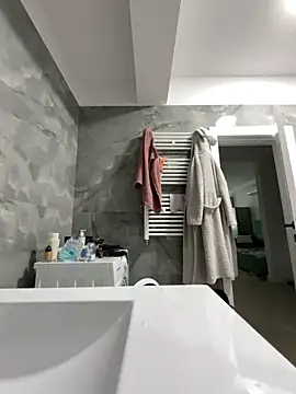 BonyBon29 online show from 17, 11, 2025