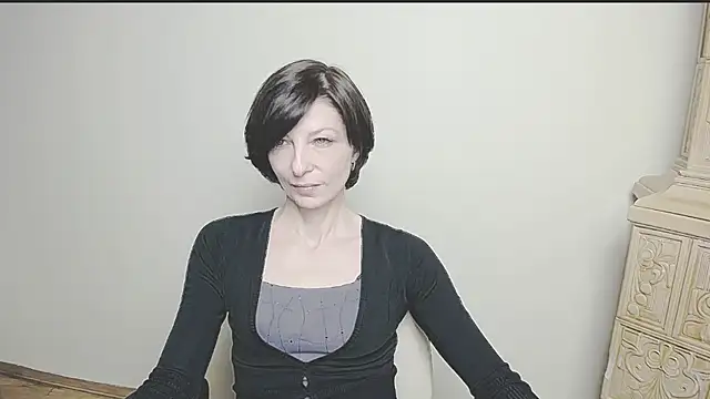  AngeliaFlow  online show from 1, 3, 2025