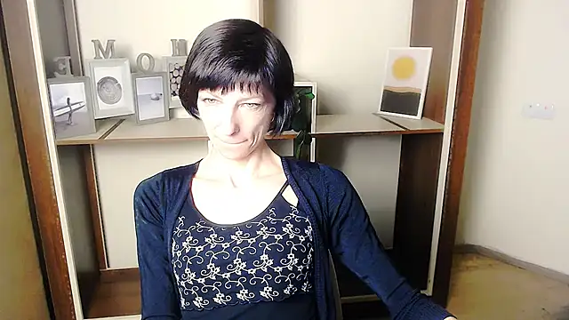  AngeliaFlow  online show from 16, 9, 2025