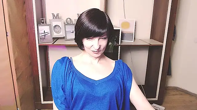 Snapshot of _AngeliaFlow_ chatting on 21, 4, 2026 AngeliaFlow online show from 21, 4, 2026