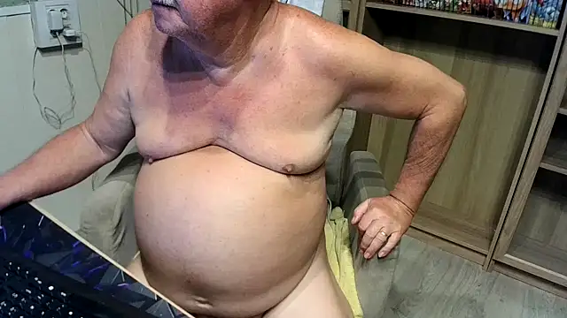 Snapshot of barenfan chatting on 28, 10, 2025 barenfan online show from 28, 10, 2025