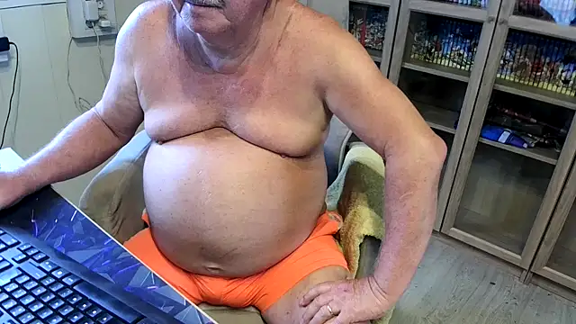 Snapshot of barenfan chatting on 10, 11, 2025 barenfan online show from 10, 11, 2025