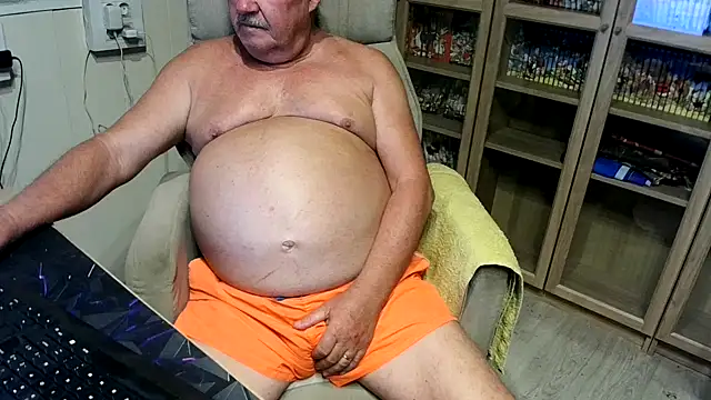 Snapshot of barenfan chatting on 11, 11, 2025 barenfan online show from 11, 11, 2025