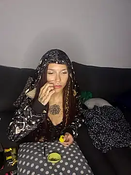 Snapshot of nickelfie chatting on 1, 3, 2025 nickelfie online show from 1, 3, 2025