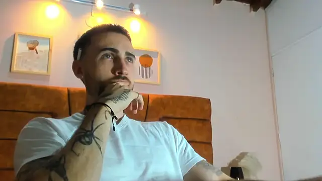 Snapshot of Luke_davis01 chatting on 10, 3, 2025 Luke davis01 online show from 10, 3, 2025