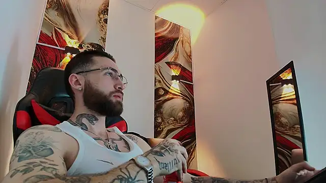 Snapshot of Luke_davis01 chatting on 27, 11, 2025 Luke davis01 online show from 27, 11, 2025