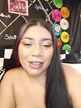 Sophia Brunett online show from 26, 6, 2026