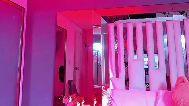 Cloee Rainbow1 online show from 14, 2, 2025