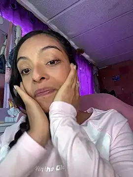 Skye Moore online show from 18, 3, 2026