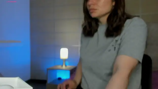 Snapshot of _michonne_ chatting on 10, 10, 2025 michonne online show from 10, 10, 2025