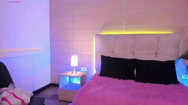 Snapshot of _michonne_ chatting on 6, 11, 2025 michonne online show from 6, 11, 2025