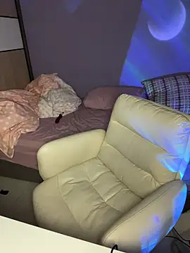 Hannababy  online show from 27, 3, 2026