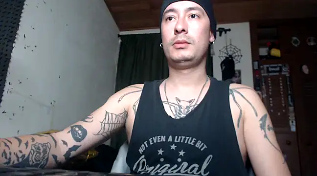 vampireathome online show from 8, 2, 2025