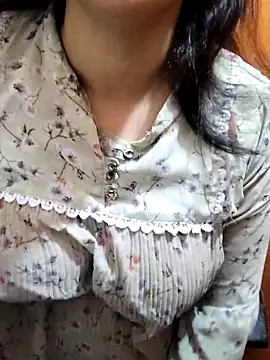 Your cutiepie  online show from 28, 2, 2025