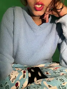 Snapshot of shnaz_1 chatting on 16, 12, 2025 shnaz 1 online show from 16, 12, 2025