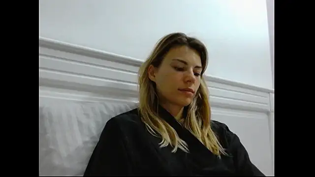 Snapshot of Goddess_Lia chatting on 6, 2, 2025 Goddess Lia online show from 6, 2, 2025