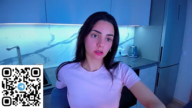 EmiliaZen online show from 4, 6, 2026