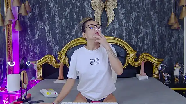 PlayfulShow online show from 13, 3, 2025