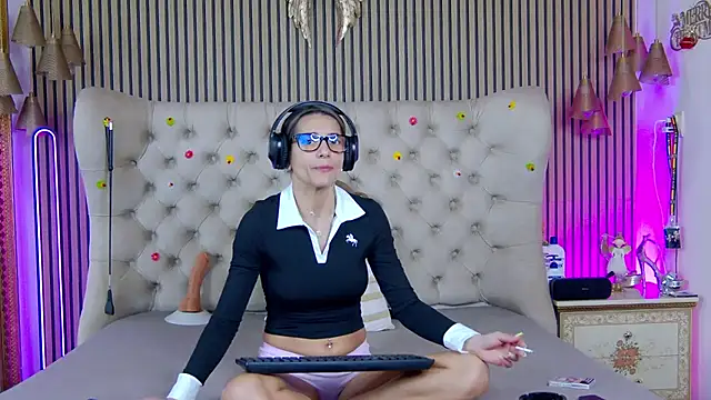 PlayfulShow online show from 25, 2, 2026