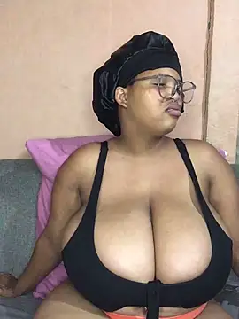 Snapshot of NonoGotBoobies chatting on 9, 2, 2025 NonoGotBoobies online show from 9, 2, 2025