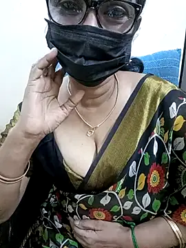 Snapshot of niiveditha chatting on 15, 2, 2025 niiveditha online show from 15, 2, 2025