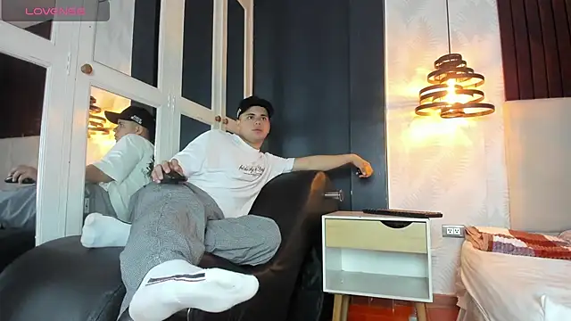 Sebastian Phoenix online show from 18, 2, 2025