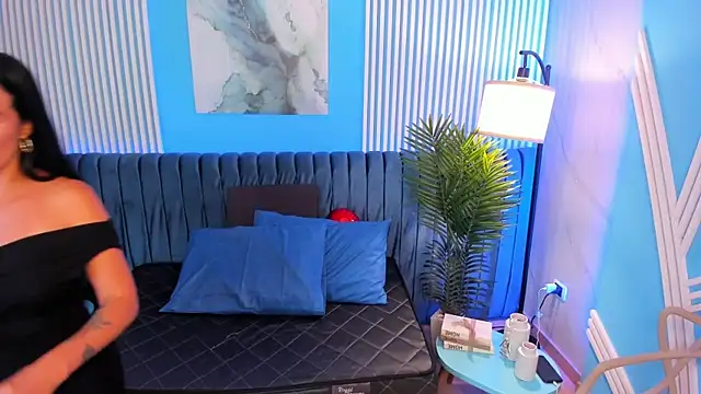 scarlet edwars online show from 22, 2, 2025