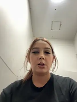 hotamanda01 online show from 20, 3, 2026