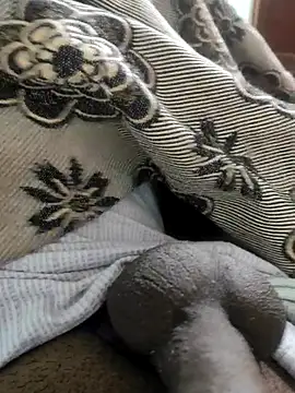 Snapshot of Tamil_small_cock chatting on 14, 3, 2025 Tamil small cock online show from 14, 3, 2025