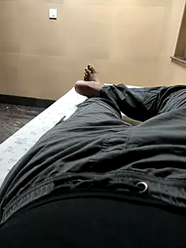 Snapshot of Tamil_small_cock chatting on 17, 3, 2025 Tamil small cock online show from 17, 3, 2025