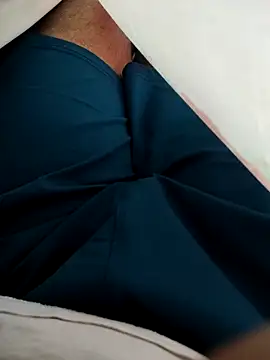 Snapshot of Tamil_small_cock chatting on 18, 3, 2025 Tamil small cock online show from 18, 3, 2025
