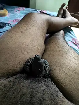 Snapshot of Tamil_small_cock chatting on 23, 9, 2025 Tamil small cock online show from 23, 9, 2025