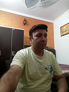 innocentboy1987 online show from 15, 9, 2025